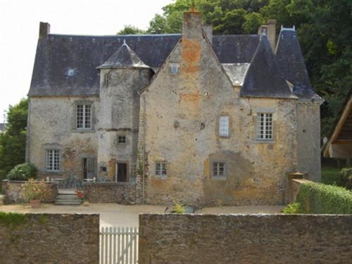 Manoir De Rouesse Hotel Laval  Exterior photo